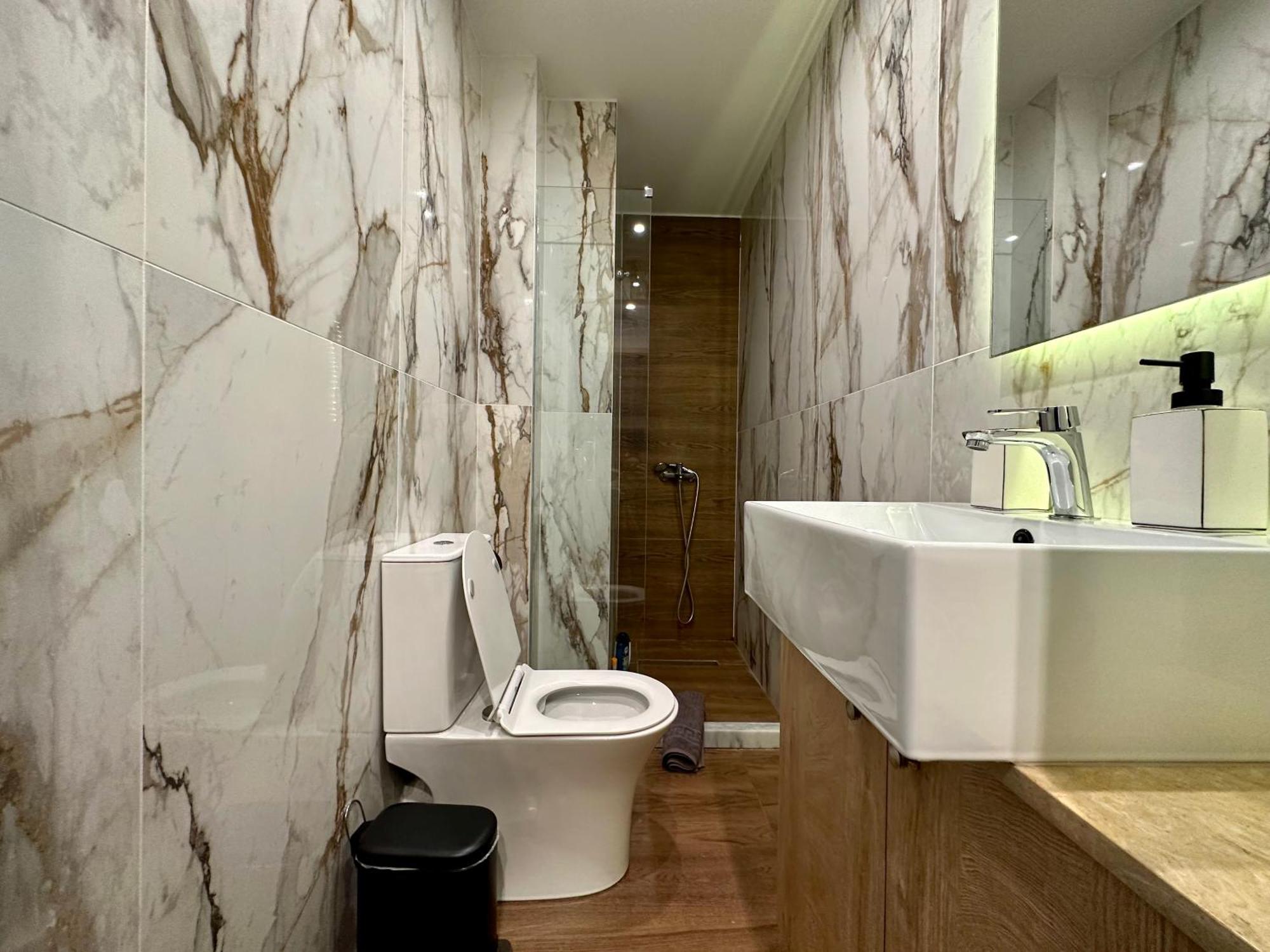 T&T Luxury Apartments - Rooftop Jacuzzi Athena Bagian luar foto